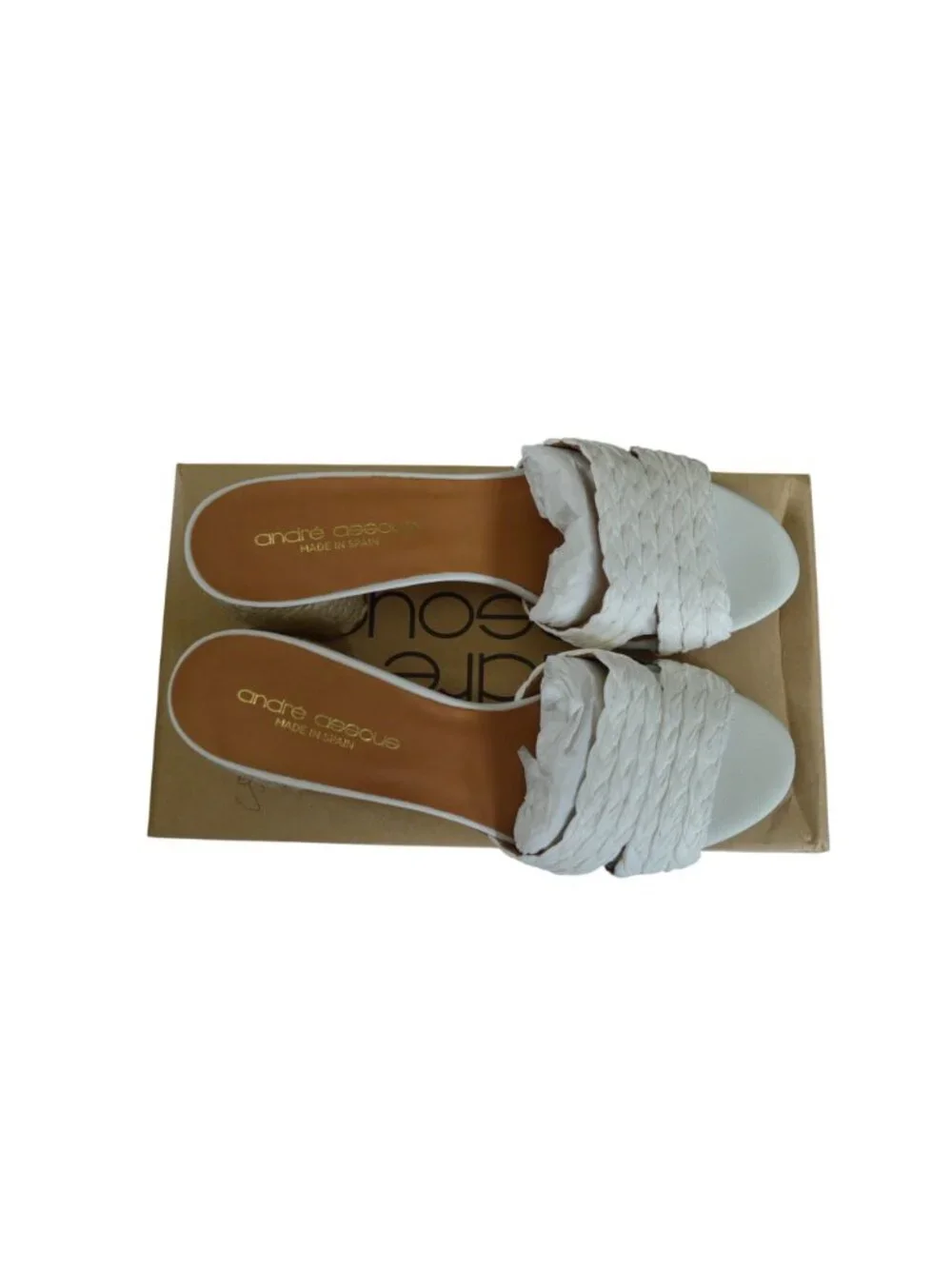 New Andre Assous Cadyn Slip On Sandals White Raffia Espadrilles Women's Size 8.5
